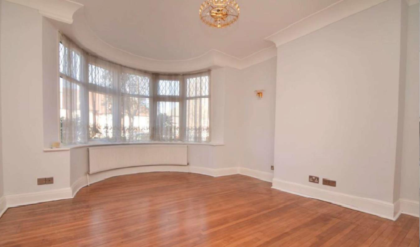 London 4 Bed SemiDetached House, Creighton Avenue, N2 To Rent Now