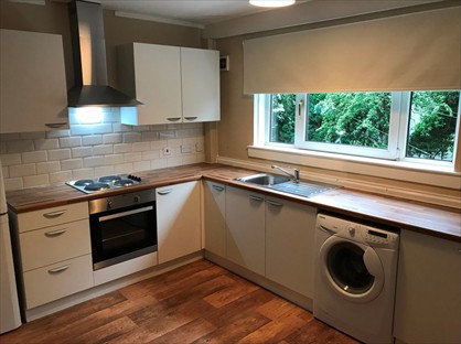 3 Bed Flat, Millburn Road, PA4