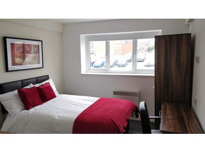 Studio Flat, Sylvan House, ST1
