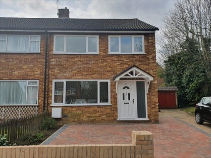 3 Bed Semi-Detached House, Stortford Hall Park, CM23