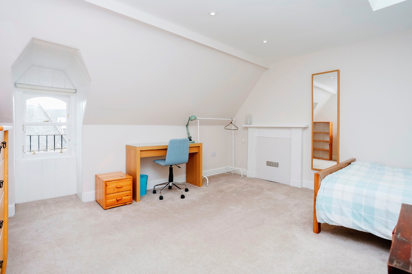 Additional image 20 of 5 Bed Flat, Forrest Road, EH1, N1 7GU