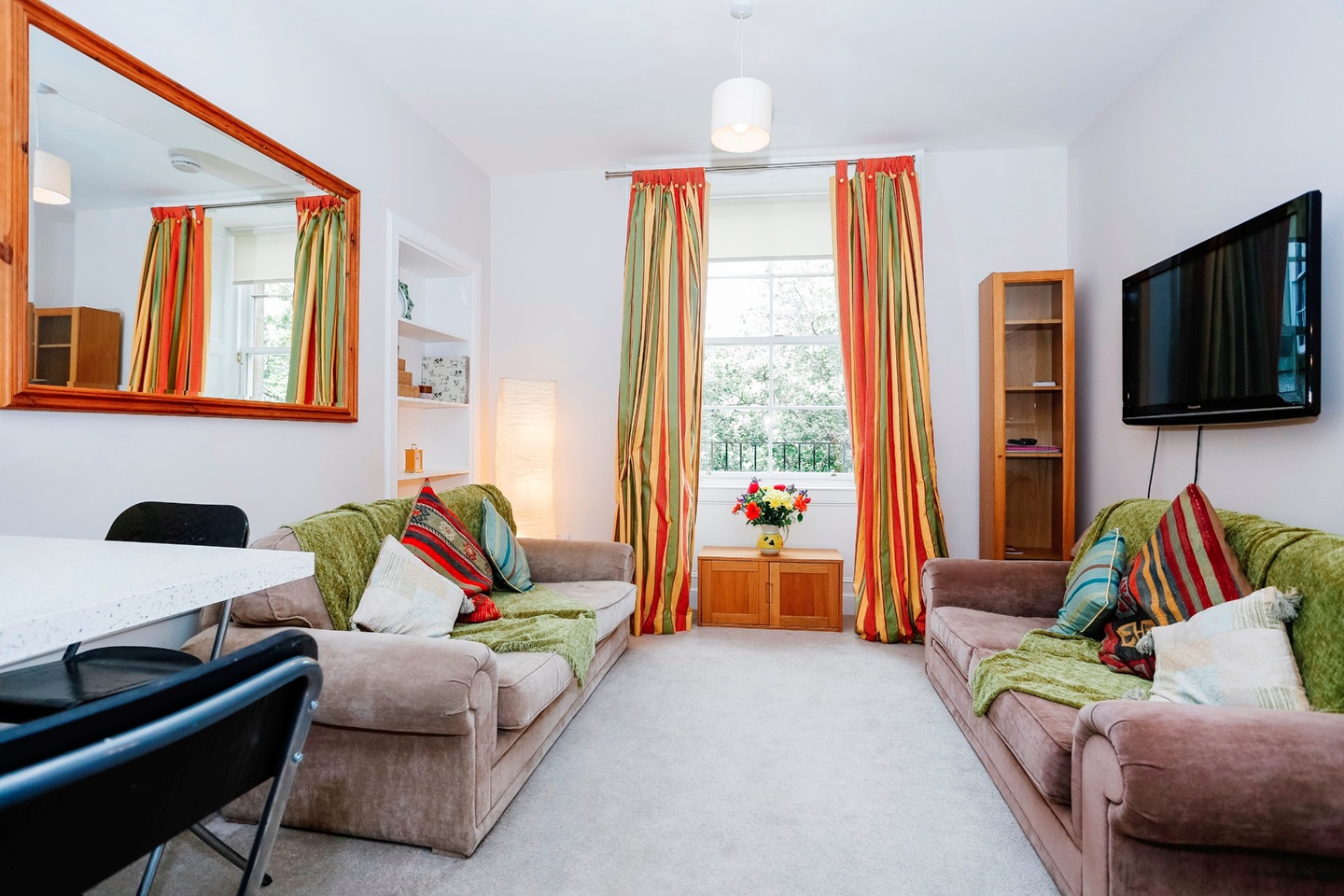 Additional image 2 of 5 Bed Flat, Forrest Road, EH1, N1 7GU
