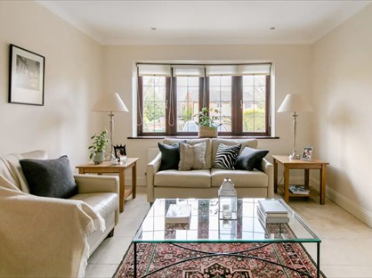 Studio Flat, Chiltern Hills Road, HP9