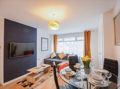 4 Bed Terraced House, Rhodaus Close, CT1