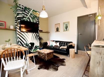 Room in a Shared House, Claremont Road, M6