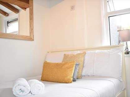 1 Bed Flat, Danbury Street, N1