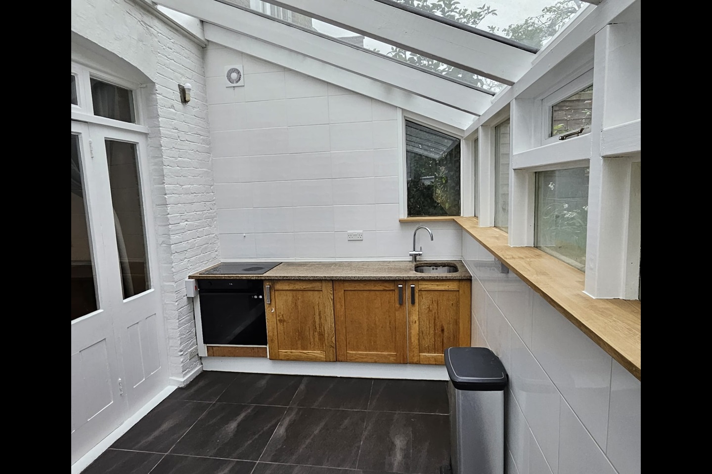 London Studio Flat, Streatham, SW16 To Rent Now for £1,450.00 p/m