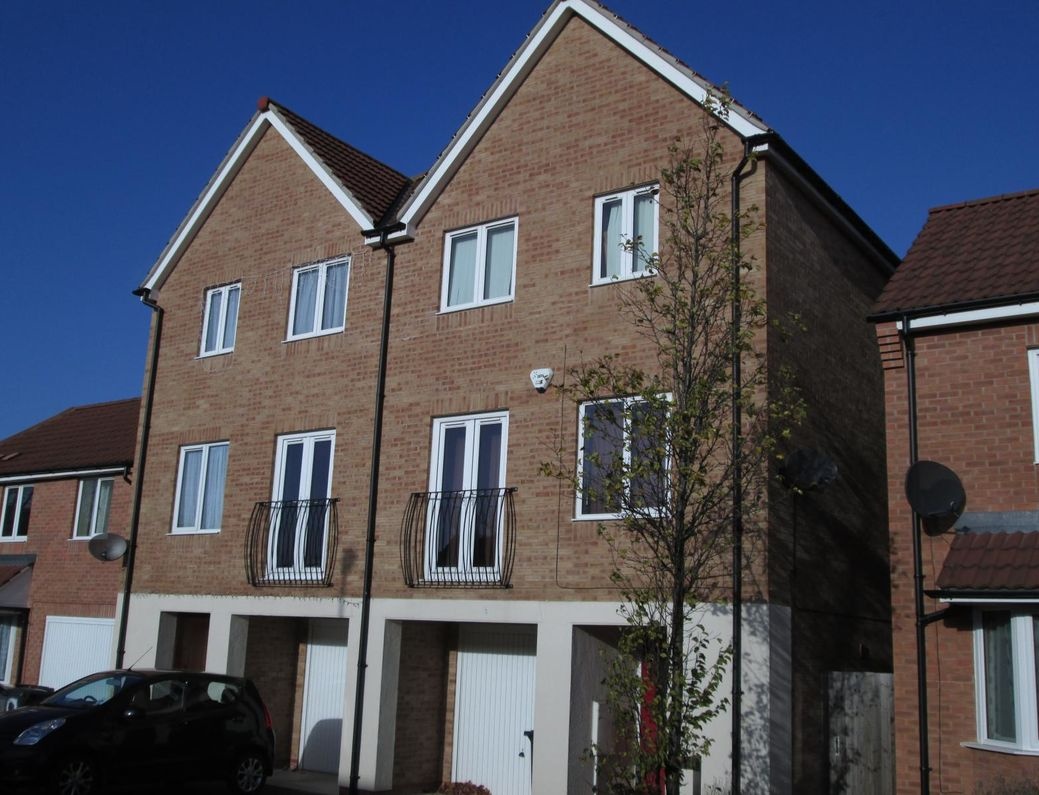 Additional image 2 of 3 Bed Semi-Detached House, Austwick Close, LE4, N1 7GU