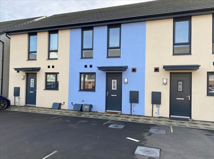 2 Bed Terraced House, Rhodfa Cambo, CF62
