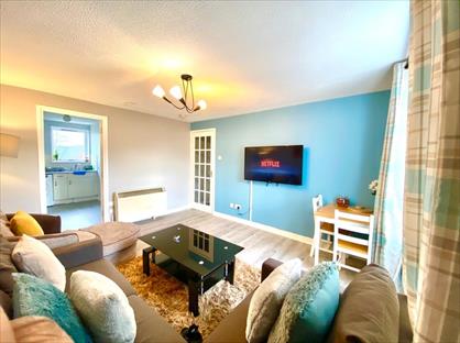 2 Bed Flat, Laighpark View, PA3