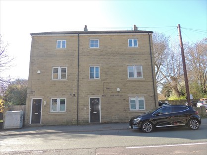 2 Bed Flat, Town Street, LS12