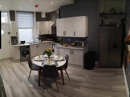 Room in a Shared House, Wesley Street, WF1