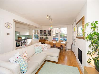 2 Bed Flat, Telford House, SW2