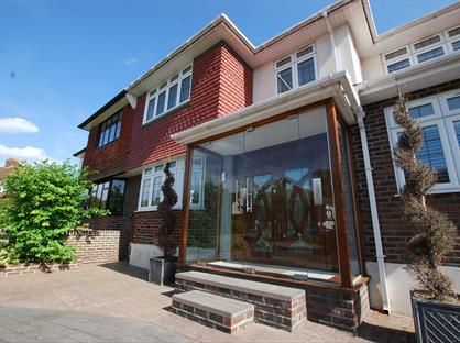 5 Bed Flat, Briar Avenue, SW16