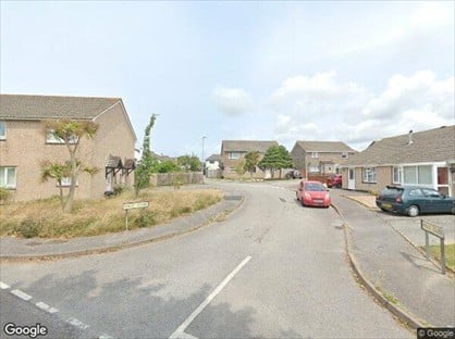 1 Bed End Terrace, Holly Close, TR3