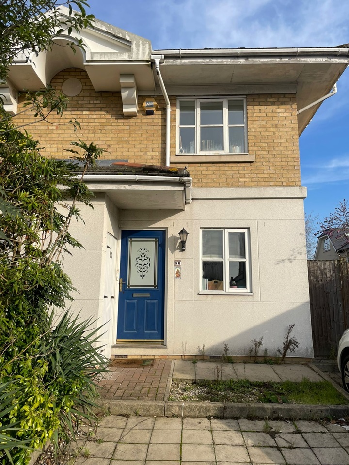 Tooting Bec, London 3 Bed SemiDetached House, Glenburnie Road, SW17