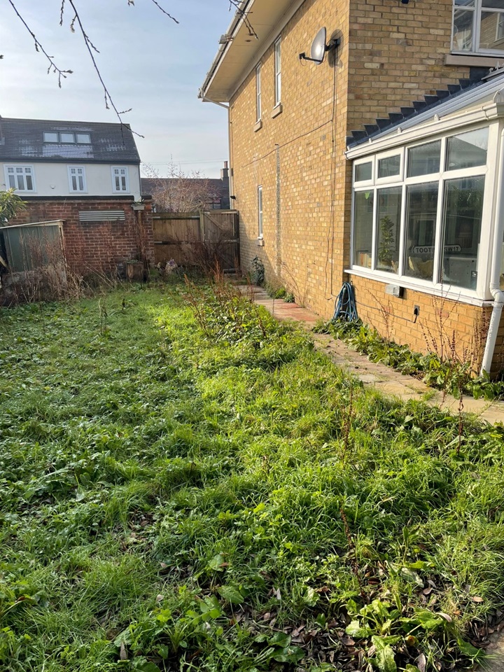 Tooting Bec, London 3 Bed SemiDetached House, Glenburnie Road, SW17