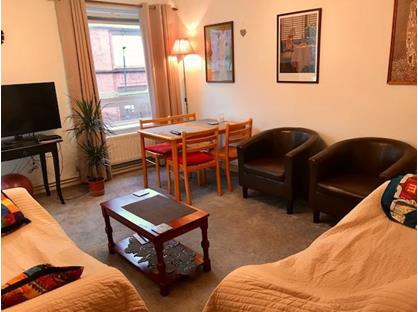 3 Bed Flat, Ilminster Gardens, SW11