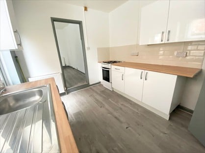 1 Bed Flat, Grove Road, SO15