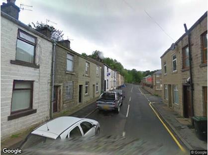 2 Bed Terraced House, Acre Mill Road, OL13