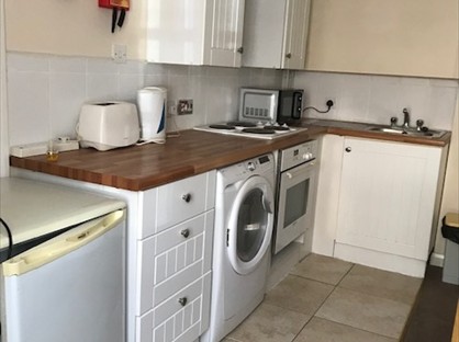 1 Bed Flat, High Street, CT12