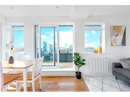 2 Bed Flat, Stoke Road, SL2