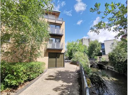 2 Bed Flat, Empress Court, OX1