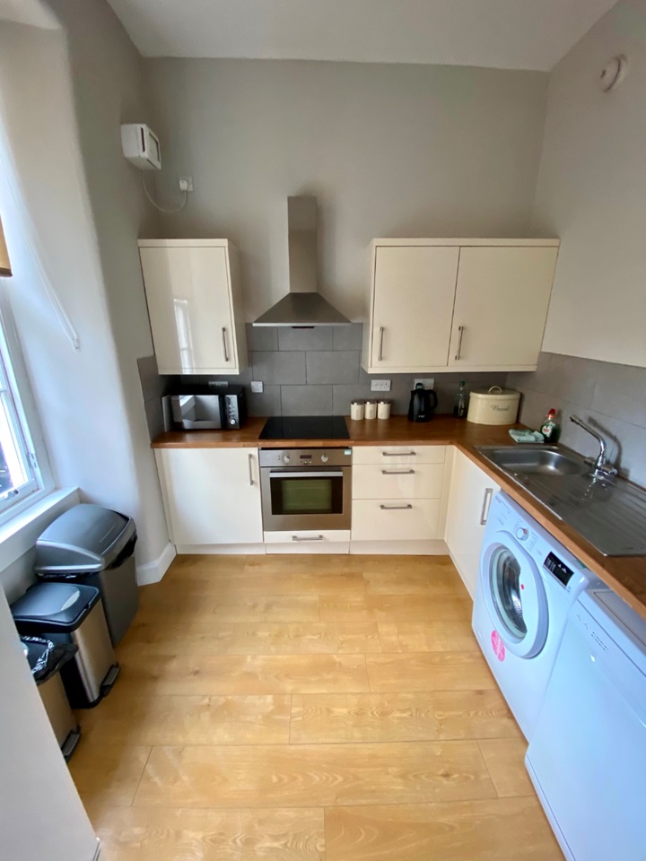 Additional image 2 of 4 Bed Flat, Merchant Street, EH1, N1 7GU