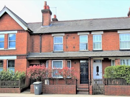 3 Bed Terraced House, Watling Street, WD7