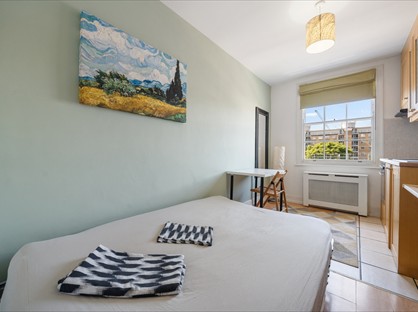 Studio Flat, Claverton Street, SW1V