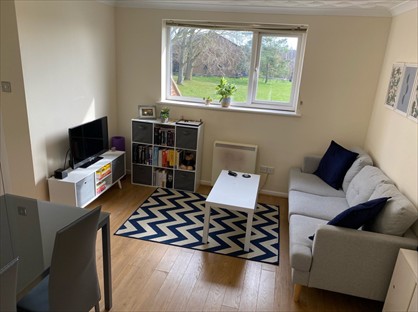 1 Bed Flat, Hadland Road, OX14