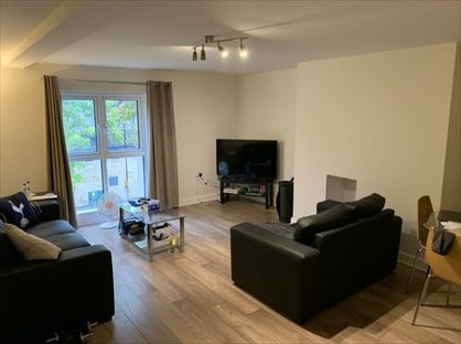 2 Bed Flat, Moorland Hall, LS3