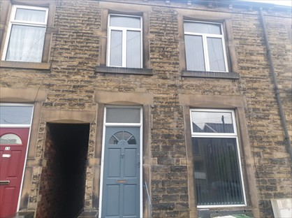 3 Bed Terraced House, Yew Street, HD2