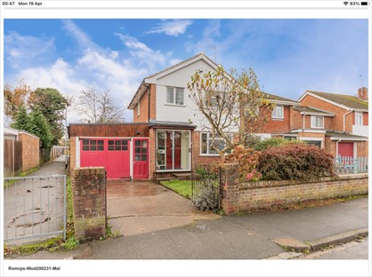 2 Bed Semi-Detached House, Malone Road, RG5