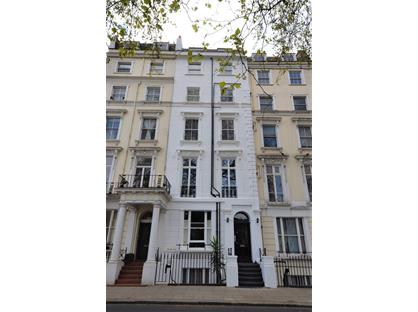 1 Bed Flat, Queensborough Terrace, W2