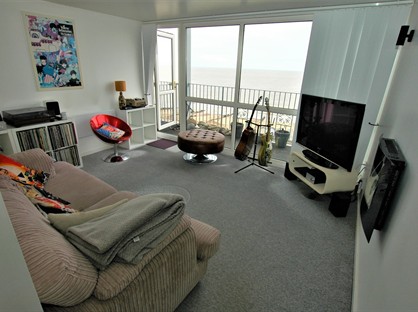 2 Bed Penthouse, Wolsey Gardens, IP11