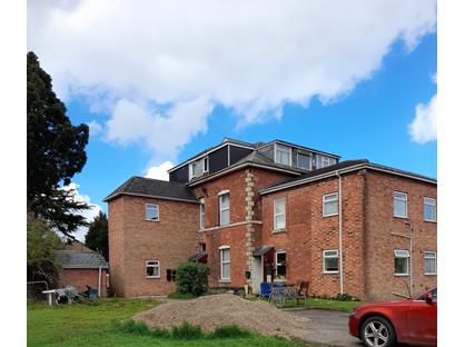 1 Bed Flat, Barnwood Road, GL4