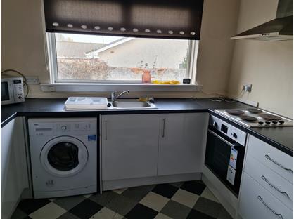 1 Bed Flat, Cambusnethan Street, ML2