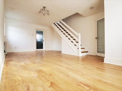 2 Bed End Terrace, Vicarage Close, UB5