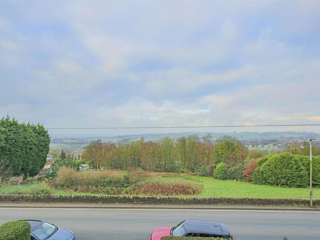 2 Bed Terraced House, Billinge Side, BB2
