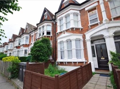 Studio Flat, Holmedale Road, SE25