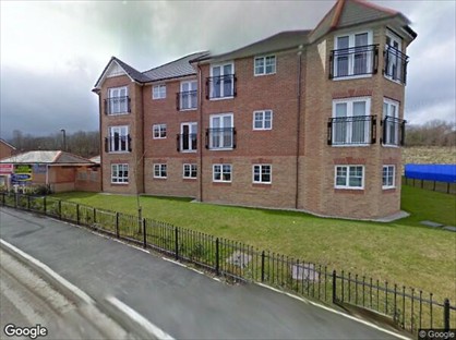 2 Bed Flat, Lamberton Drive, LL11