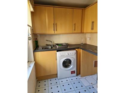 2 Bed Flat, Shieldmuir Street, ML2