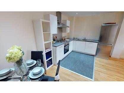 2 Bed Flat, The Reach, L3