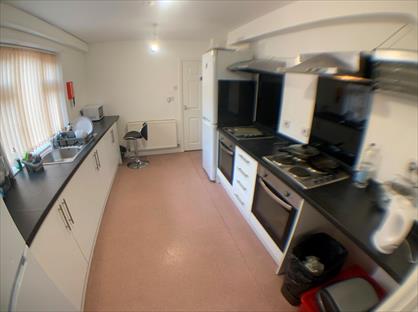 Room in a Shared House, O'leary Street, WA2