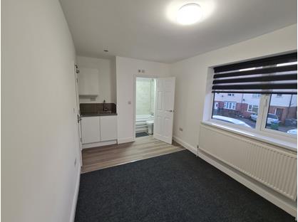 Room in a Shared House, Windsor Road, B65