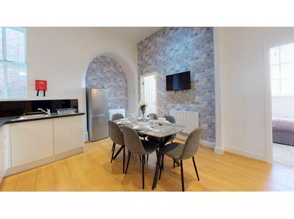 4 Bed Flat, Dale Street, L2