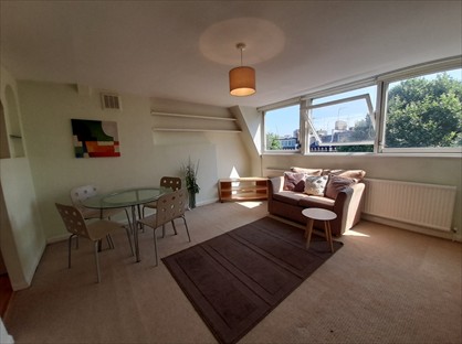 1 Bed Flat, Hammersmith Grove, W6