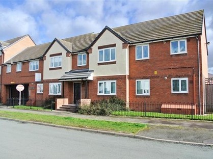 1 Bed Flat, Woodcroft Court, WS3