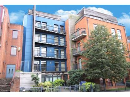 2 Bed Flat, Crown Street, RG1
